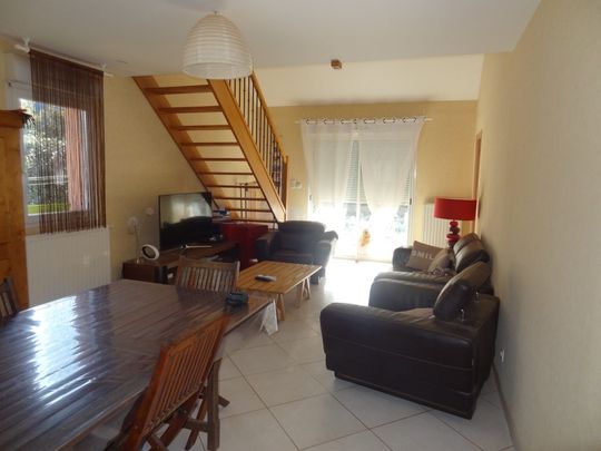 Location Maison 4 pièces 79m² LUC LA PRIMAUBE 12450 - Photo 1