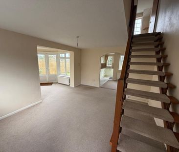 2 bedroom cottage to rent - Photo 3