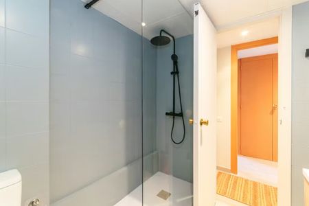 Gran Via de Carles III, Barcelona, Catalonia 08028 - Foto 4