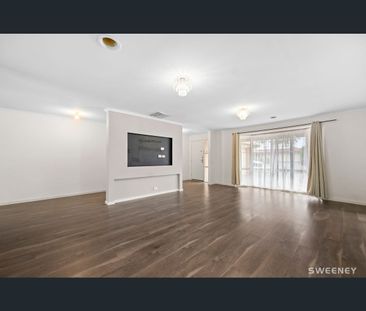 38 Hannah Avenue, Hillside, Vic 3037 - Photo 6
