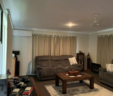 Large house on Large block - Photo 1