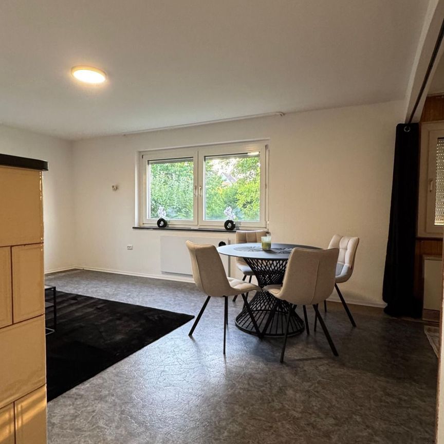 2-Zimmerwohnung mit Wlan, Tv, Küche, Bad/WC, Waschmaschine, Trockner, Garagenstellplatz und Fahrradabstellplatz - Photo 1