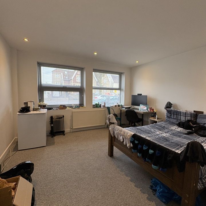 3 Bed Detached House, Fishponds Road, BS16 - Photo 1