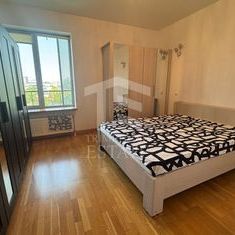 3 Camere Asmitha Gardens 100 mp Metrou 7 m PET FRIENDLY Etaj 2 - Fotografie 1