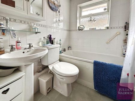 2 bedroom bungalow to rent - Photo 4