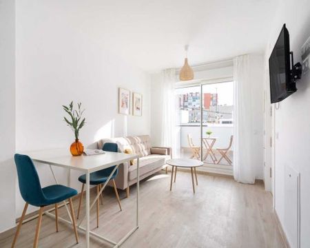 Calle de las Magnolias, Madrid, Community of Madrid 28029 - Photo 5