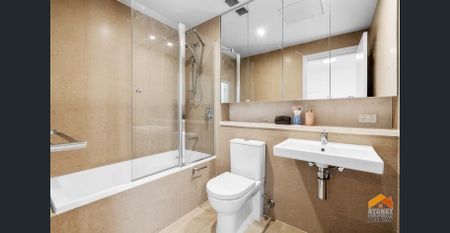 Modern One-Bedroom Apartment in Prime Wentworth Point Location - Photo 5