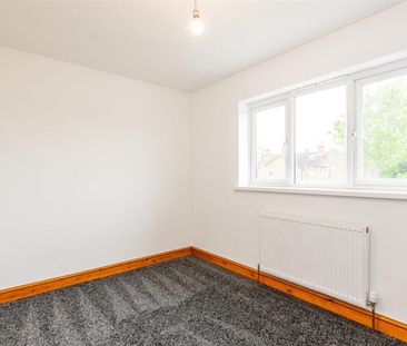 2 bed House - Mid Terrace To Let - Photo 5