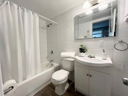 Liverpool Terrace Apartments - Choose your custom rent level, Please call us for details - Photo 5