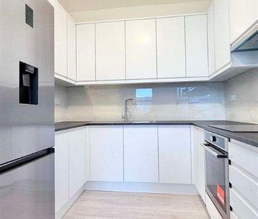 Finchley Road, Temple Fortune, Golders Green, NW11 - Photo 5