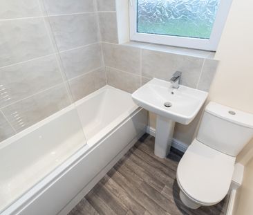 Hollington Way, Winstanley, WN3 6LS - Photo 6