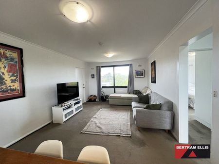 5/78 MacGregor Street DEAKIN ACT 2600 - Photo 2