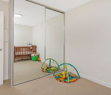Two Bedroom Apartment - Photo 2