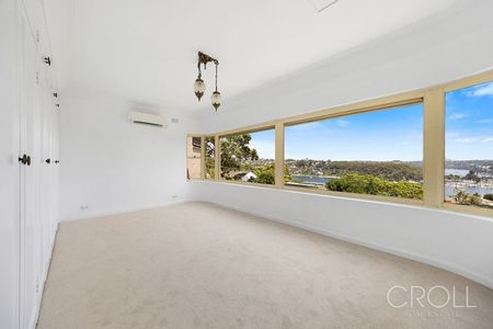 Renovated Home With Spectacular 180° Harbour & City Views - Photo 3