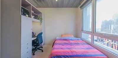 2 Bedroom Large Apartment - Photo 2