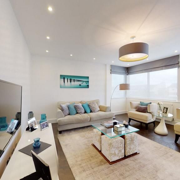 2 bedroom flat to rent - Photo 1