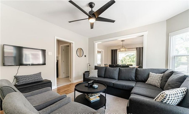 For Lease - 4354 Leader Lane, Niagara Falls, Ontario - Photo 1