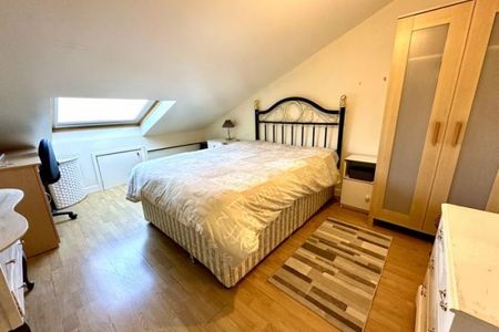 The Crescent, Shrewsbury - Photo 5