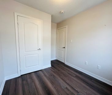 For Lease - 83 Roy Grove Way, Markham, Ontario - Photo 4