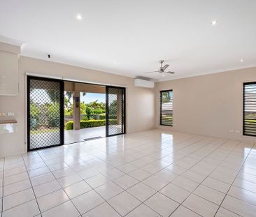 12 Genesta Court, Bushland Beach. - Photo 4