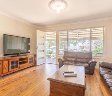 Cul-de-sac Location! - Photo 1