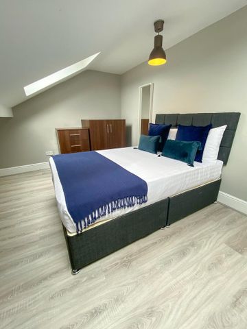 5 bedroom terraced house to rent - Photo 4