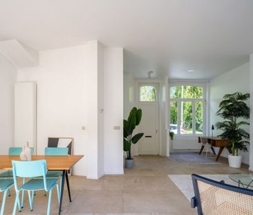 Gerenoveerde woning met 3 slaapkamers, 2 badkamers en zonnig tuintj... - Foto 3