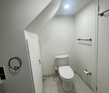 For Lease - 2365 Bostock Crescent Unit# Basement, Mississauga, Ontario - Photo 5