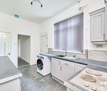 1 bedroom in a house share to rent - Photo 6