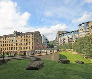 Salts Mill Road, Shipley, Bradford, BD17 - Photo 1