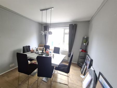 Barnacres Road, Hemel Hempstead - Photo 2