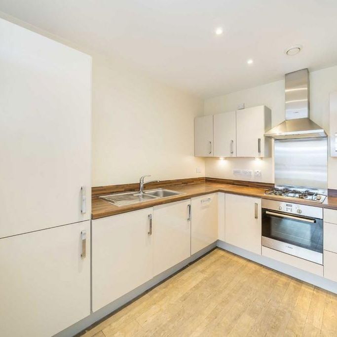 1 bedroom flat to rent - Photo 1