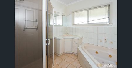 Comfortable & Convenient Living Near the Wimmera River - Photo 5