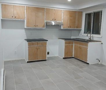 Grand 5 1/2 rénové dans triplex , Montréal ouest - Photo 3