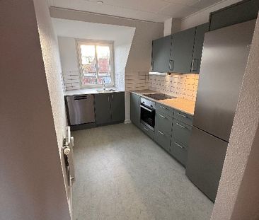 Dejlig 3-værelses lejlighed med nyt køkken og bad - Foto 3