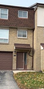 For Lease - 1115 Paramount Drive Unit# 68, Hamilton, Ontario - Photo 3