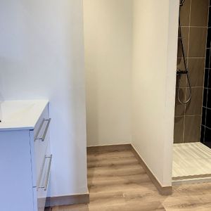 Appartement centre ville de Pontorson 1 pièce 21.29 m2 - Photo 2