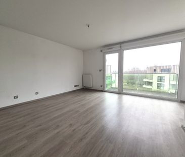 Location Appartement 2 pièces 45m² WAMBRECHIES 59118 - Photo 1