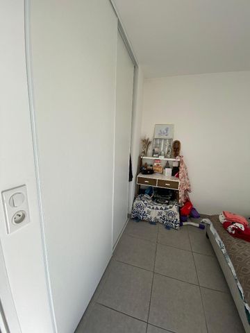 Location Appartement 2 pièces 51m² GUILHERAND GRANGES 07500 - Photo 3