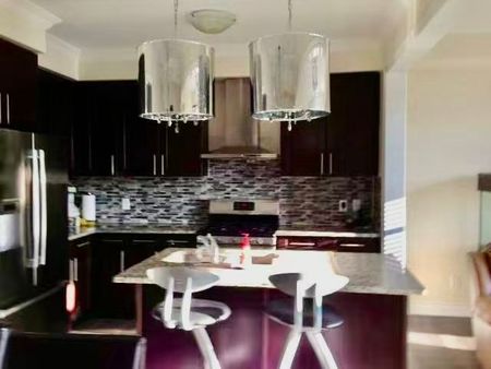 For Lease - 94 Lacewood Drive Unit# Upper, Richmond Hill, Ontario - Photo 2