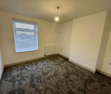 3 bedroom apartment to rent - Photo 5