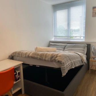 Isambard Brunel Road, Portsmouth, PO1 - Photo 1