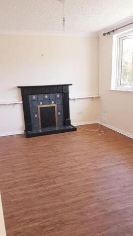 2 bedroom bungalow to rent - Photo 2