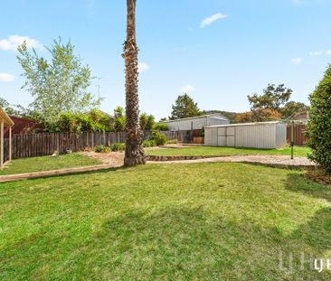 Charming 3 Bedroom Home - Photo 6