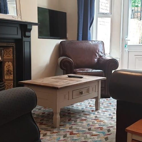 4 bedroom terraced house to rent - Photo 1