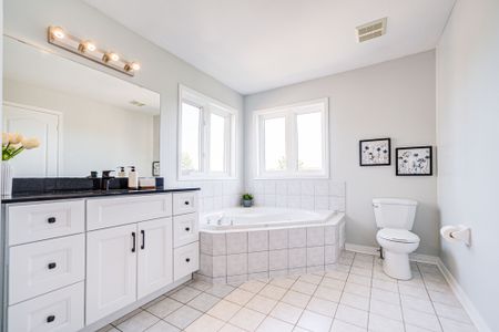 For Lease - 66 Alfred Paterson Drive Unit# Main & 2nd Floor, Markham, Ontario - Photo 2