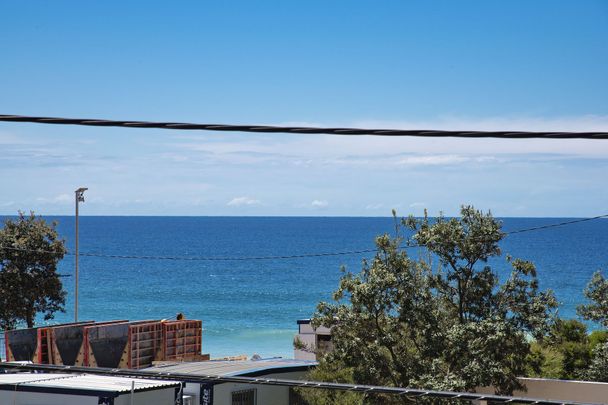 8/1209 Pittwater Road, Collaroy. - Photo 1