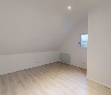 Location Appartement 4 pièces 98 m2 à Saint-Georges-sur-Eure - Photo 5