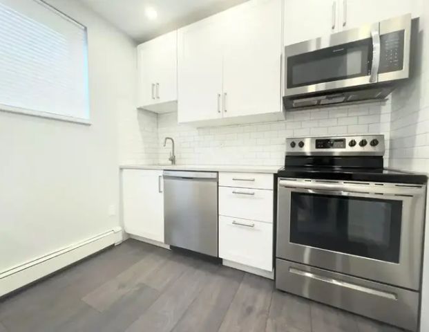 3- 449 Concession Street | 449 Concession Street, Hamilton - Photo 1