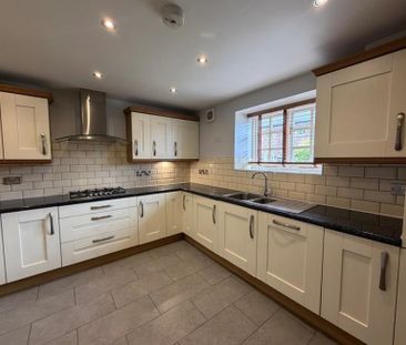 2 Bedroom Semi Detached To Let - Photo 5